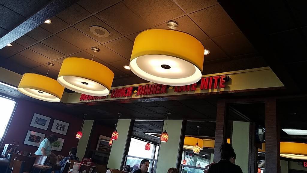 Dennys | restaurant | 3156 Elton Rd, Johnstown, PA 15904, USA | 8142664115 OR +1 814-266-4115