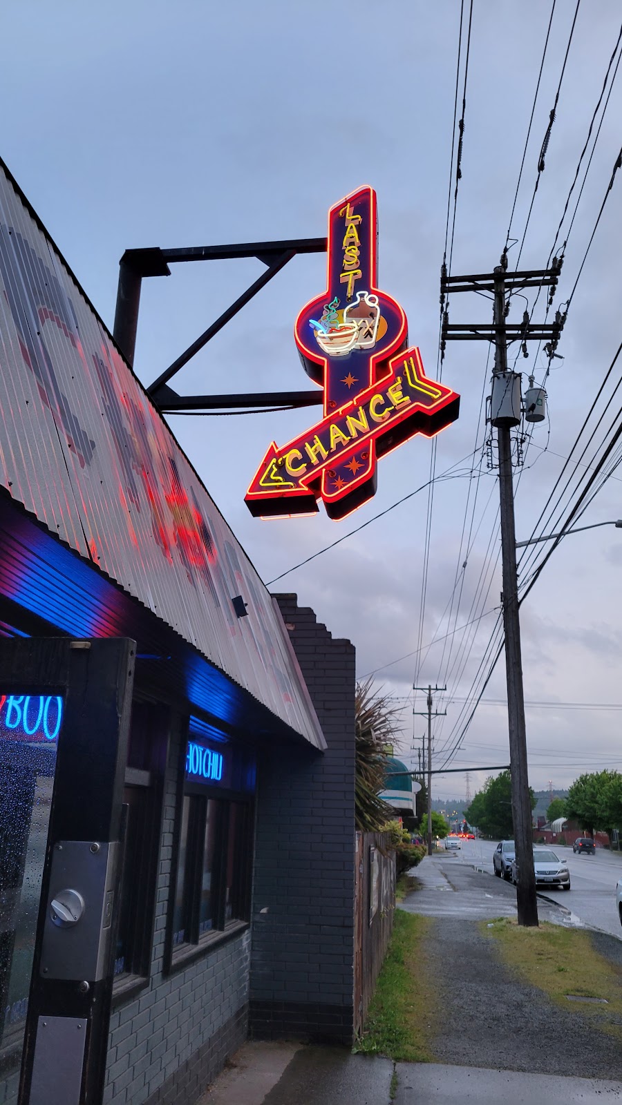 Slims Last Chance | restaurant | 5606 1st Ave S, Seattle, WA 98108, USA | 2067627900 OR +1 206-762-7900