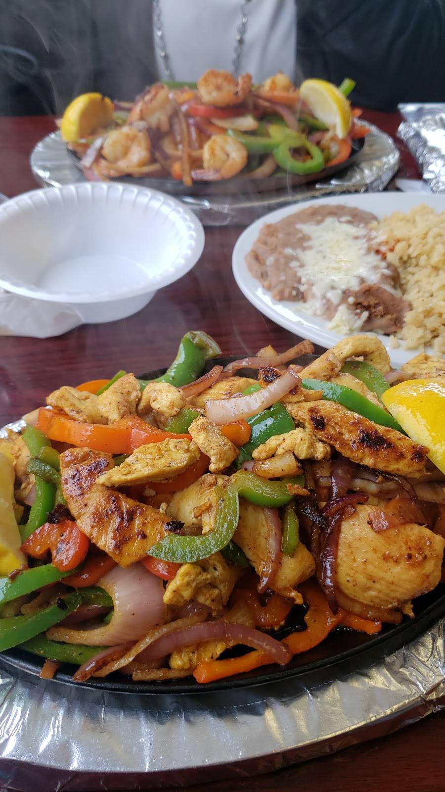 Tacos El Grullo | restaurant | 855 N Lemoore Ave # 160, Lemoore, CA 93245, USA | 5599249700 OR +1 559-924-9700