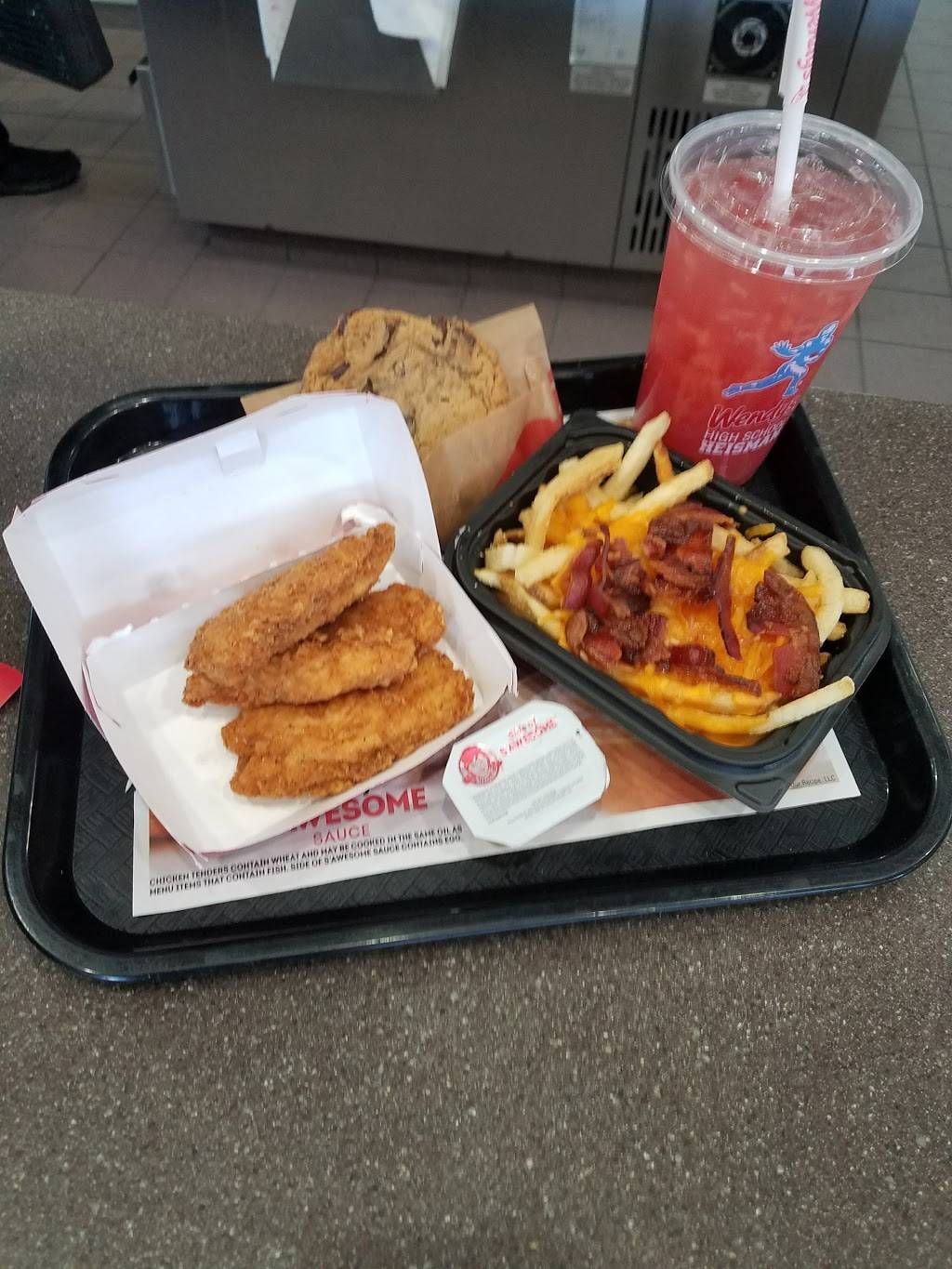 Wendys | restaurant | 1484 Katy Fort Bend Rd, Katy, TX 77493, USA | 2819947195 OR +1 281-994-7195