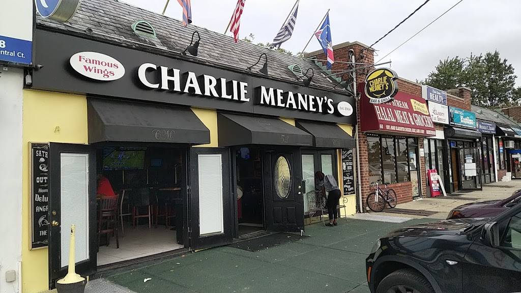 Charlie Meaneys | restaurant | 52 Central Ct, Valley Stream, NY 11580, USA | 5165962337 OR +1 516-596-2337