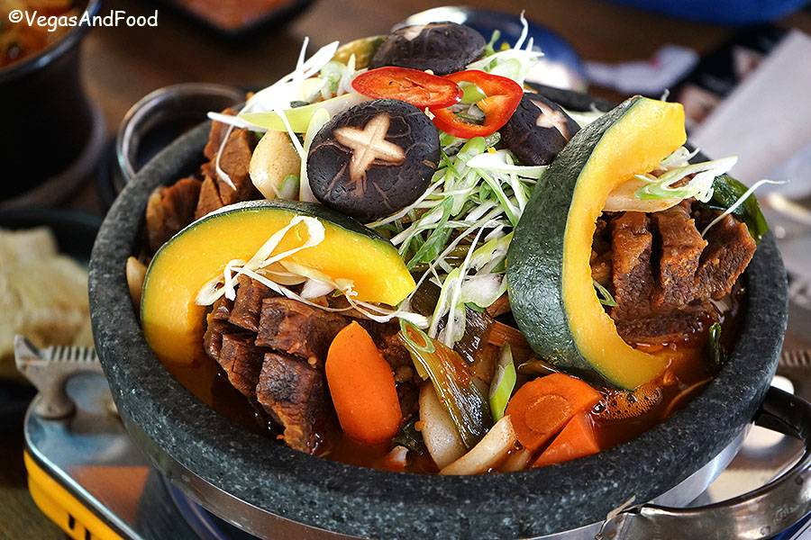 Yuk Dae Jang | restaurant | 3033 W 6th St, Los Angeles, CA 90020, USA | 2133521331 OR +1 213-352-1331