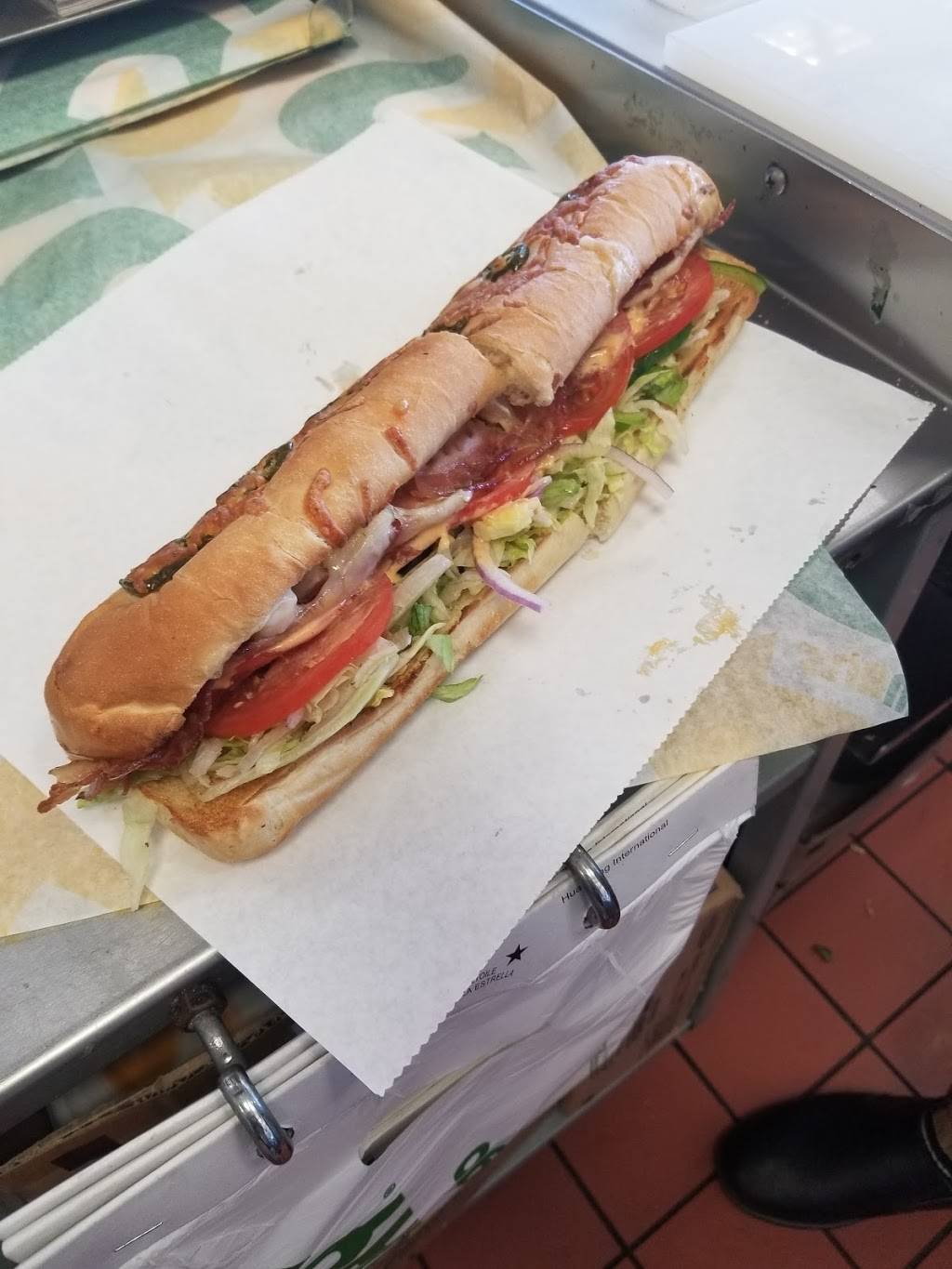 Subway Restaurants | restaurant | Grand Slam Plaza, 1100 N Tuttle Ave Unit #18, Sarasota, FL 34237, USA | 9419548794 OR +1 941-954-8794