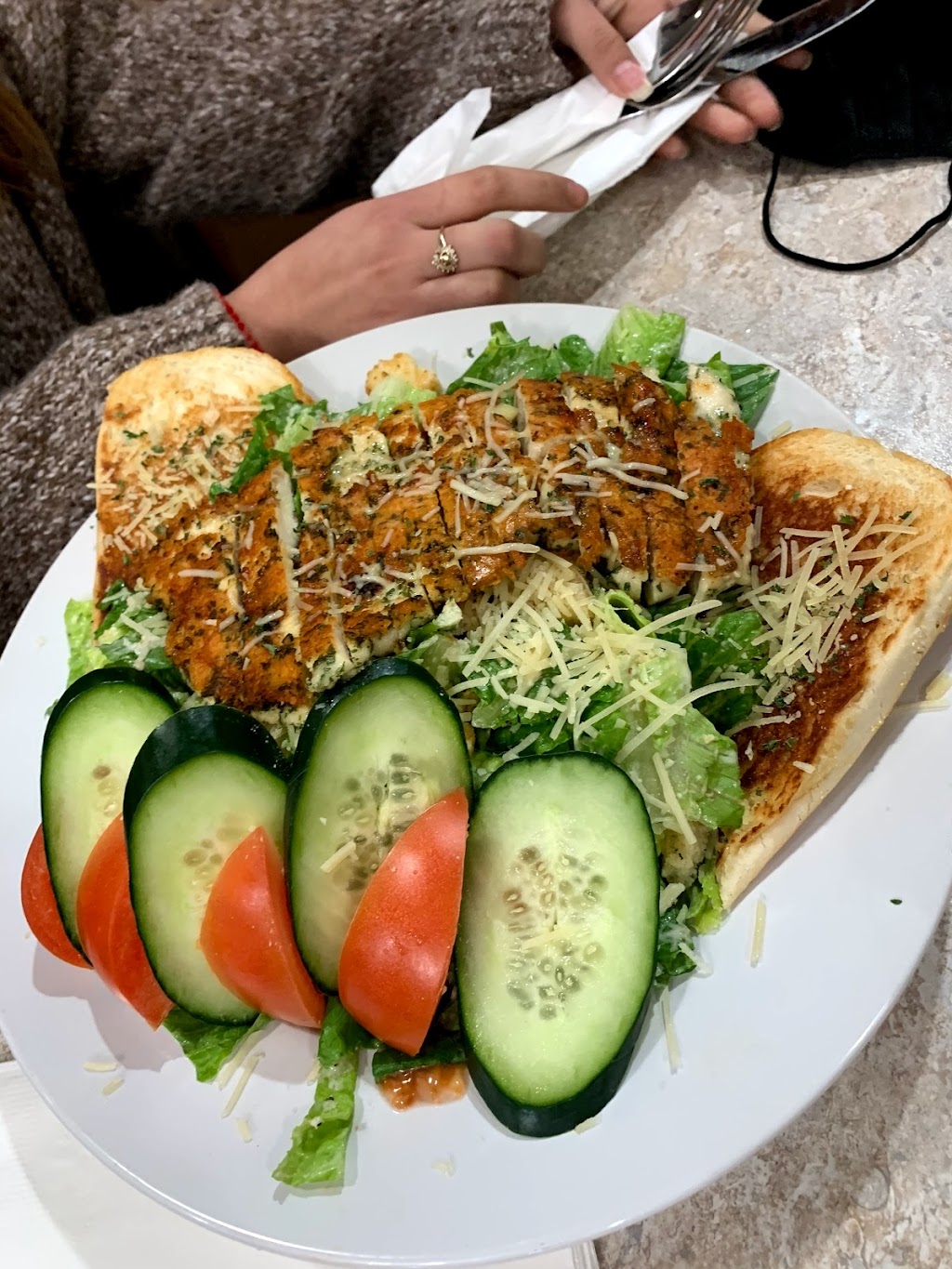 Peppers Arcata | restaurant | 5000 Valley W Blvd #1, Arcata, CA 95521, USA | 7078260607 OR +1 707-826-0607