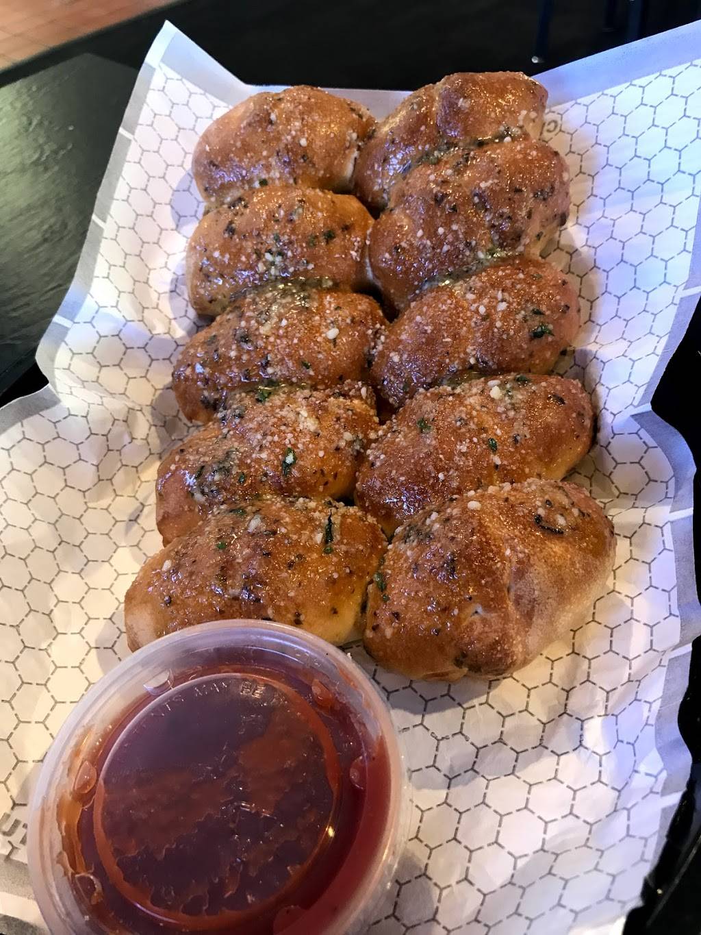 Pizza Hut | restaurant | 72526 Twentynine Palms Highway, Twentynine Palms, CA 92277, USA | 7603672806 OR +1 760-367-2806