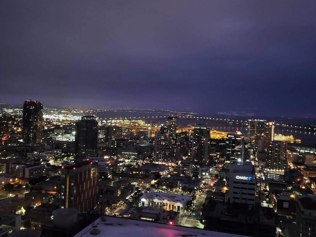 University Club Atop Symphony Towers | restaurant | 750 B St #3400, San Diego, CA 92101, USA | 6192345200 OR +1 619-234-5200