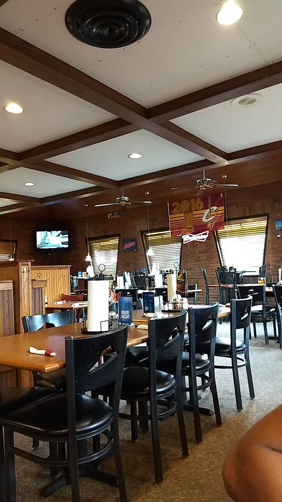 Pizza Hut | restaurant | 1001 E Broad St, Elyria, OH 44035, USA | 4403666630 OR +1 440-366-6630