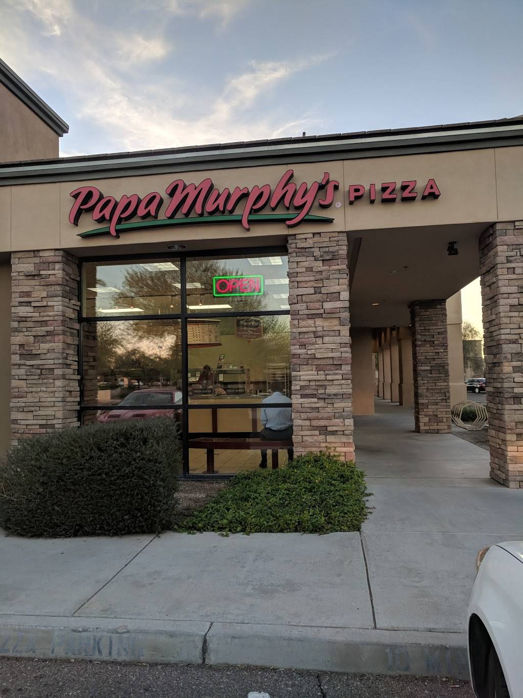 Papa Murphys Take N Bake Pizza | meal takeaway | 3900 W Ray Rd #7, Chandler, AZ 85226, USA | 4808147878 OR +1 480-814-7878