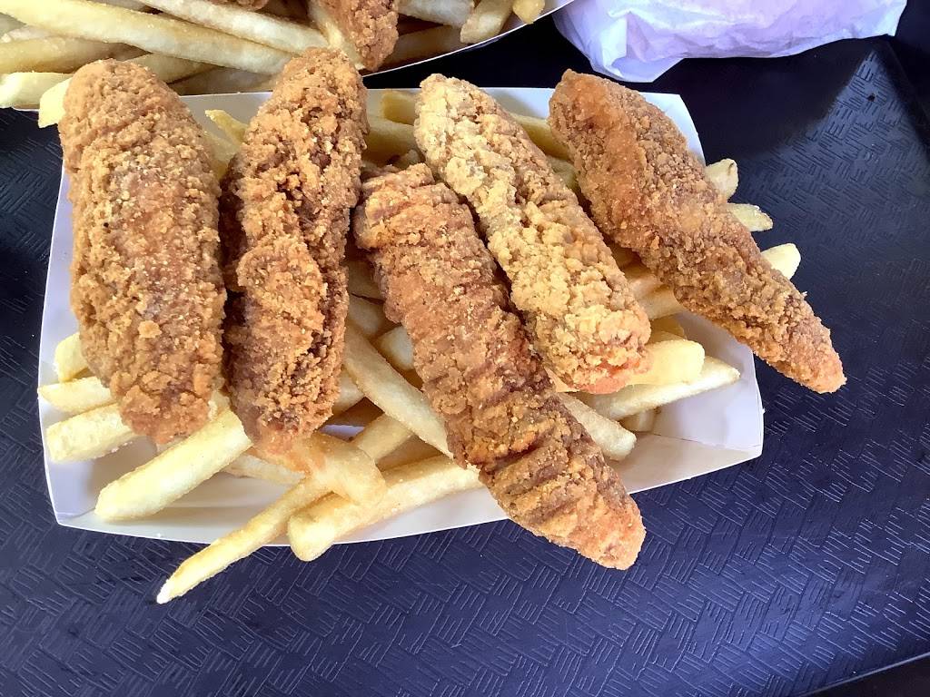 Village Grill | meal takeaway | Yosemite National Park Rd, Yosemite Valley, CA 95389, USA | 2093720200 OR +1 209-372-0200