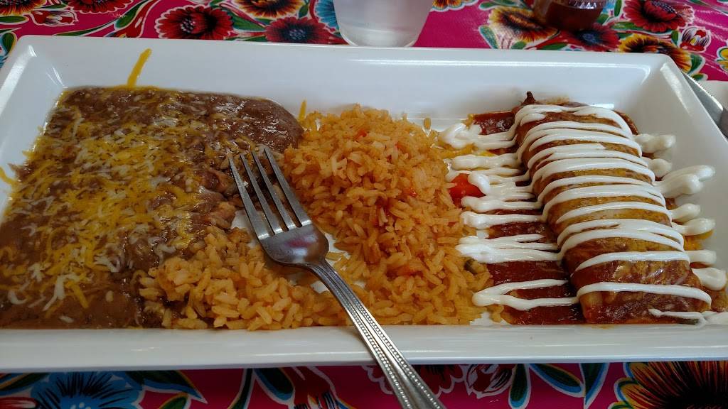 Mariscos Las Palmas | restaurant | 41925 Motor Car Pkwy c, Temecula, CA 92591, USA | 9516932222 OR +1 951-693-2222