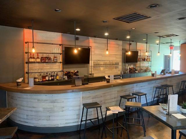 Fistful of Ale | restaurant | 2708 Paoli Pike Ste G, New Albany, IN 47150, USA | 8125570226 OR +1 812-557-0226