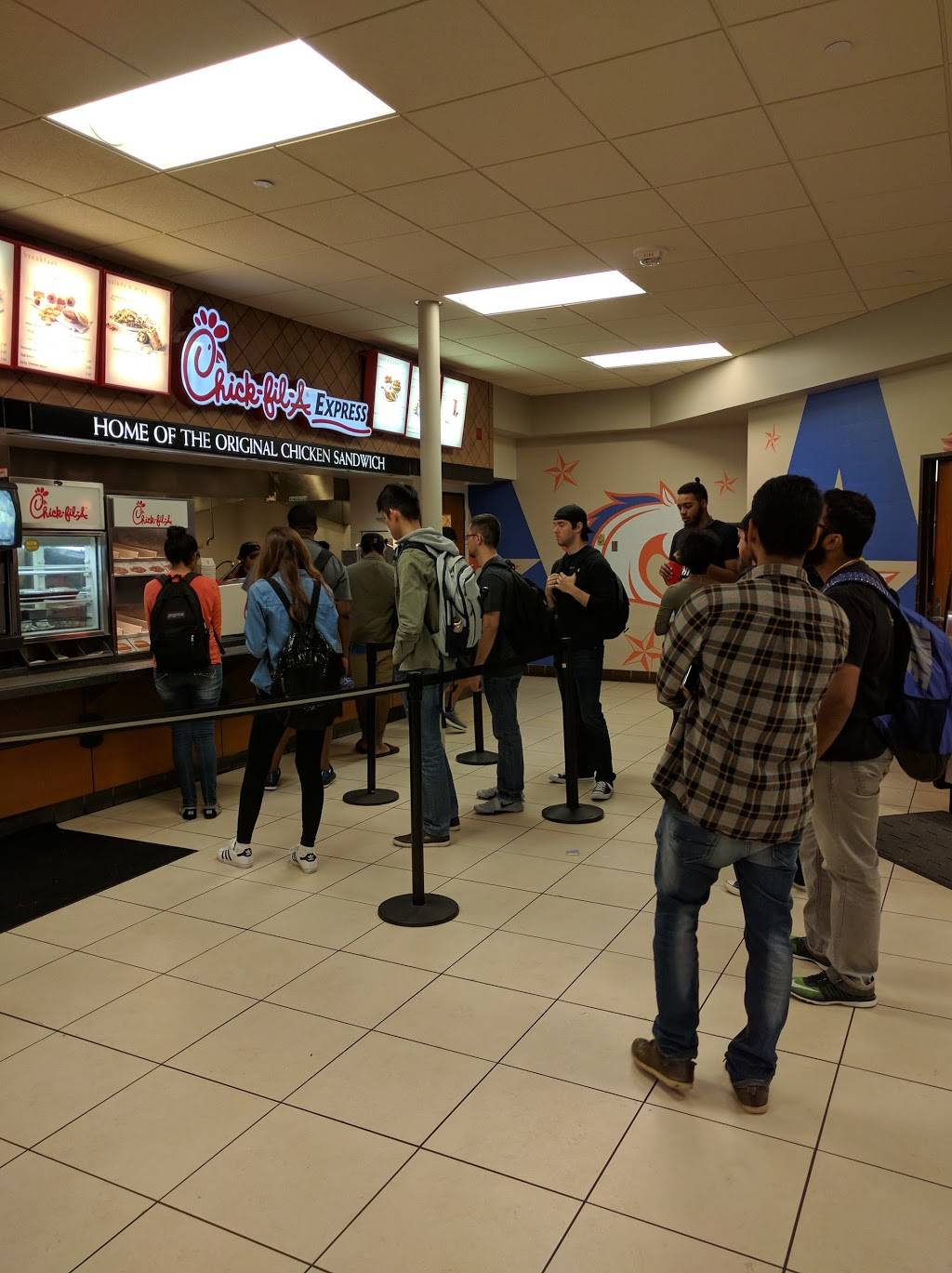 Chick-fil-A | restaurant | 300 W 1st St, Arlington, TX 76019, USA | 8172722919 OR +1 817-272-2919