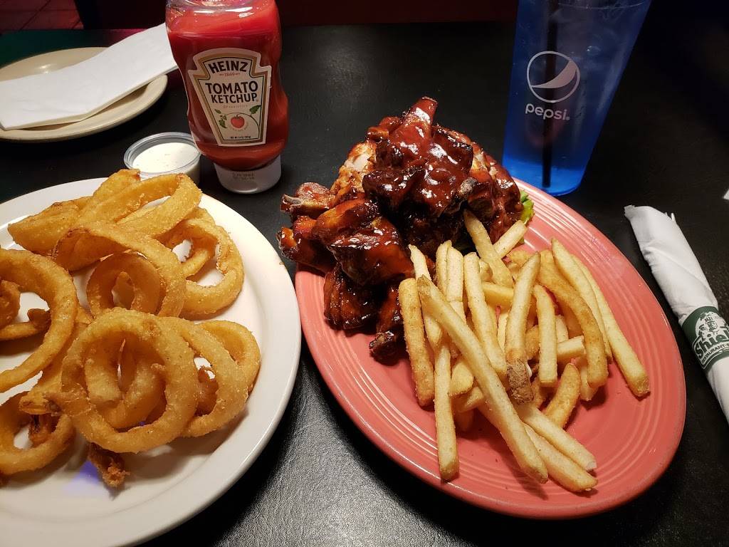 Shields Restaurant Bar Pizzeria | restaurant | 25101 Telegraph Rd, Southfield, MI 48034, USA | 2483562720 OR +1 248-356-2720