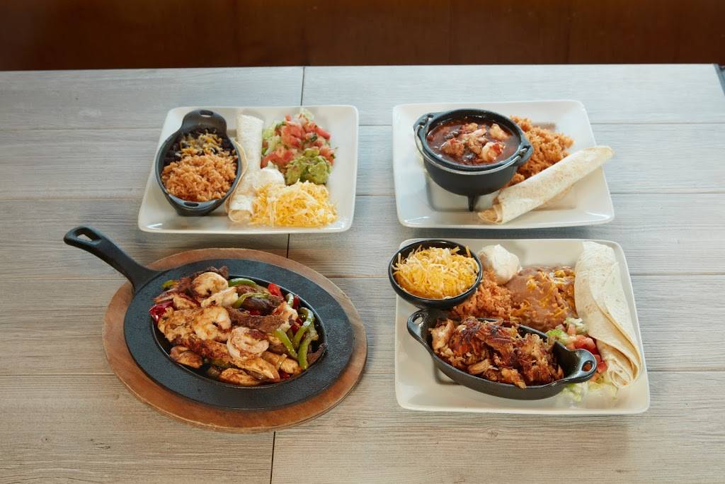 Salty Iguana - Independence | restaurant | 11717 E US Hwy 40, Independence, MO 64055, USA | 8163508003 OR +1 816-350-8003