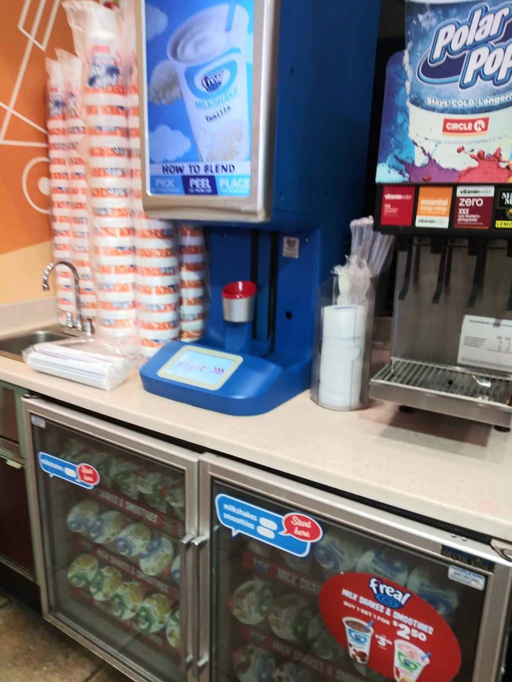 Circle K | meal takeaway | 3401 Boulder Hwy, Las Vegas, NV 89121, USA | 7024328389 OR +1 702-432-8389