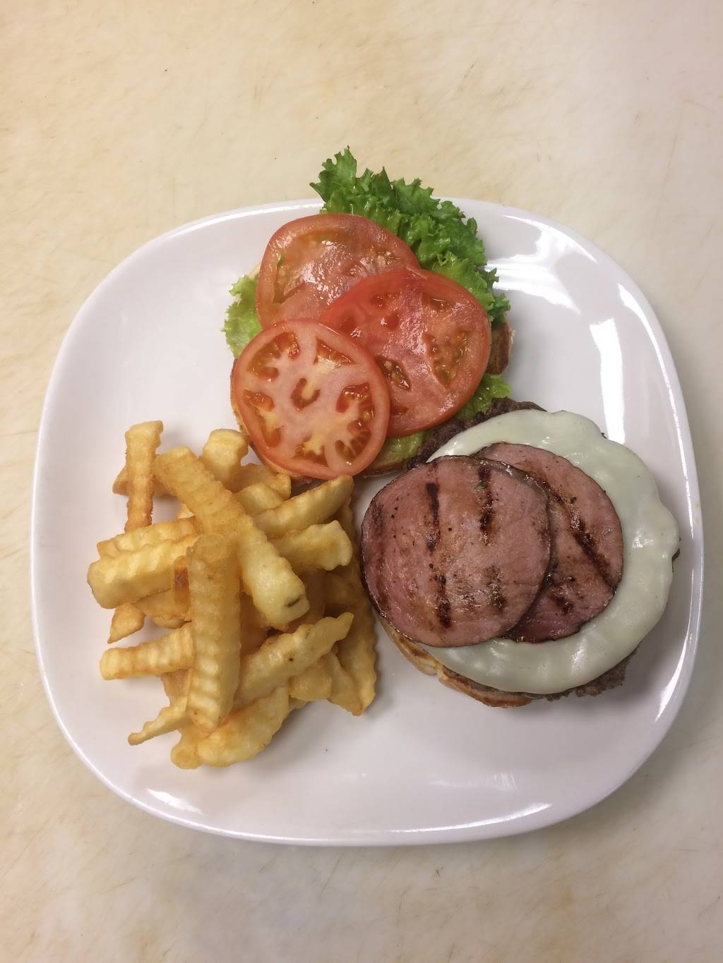 Fairborn Family Diner & Restaurant | restaurant | 419 N Broad St, Fairborn, OH 45324, USA | 9378799454 OR +1 937-879-9454