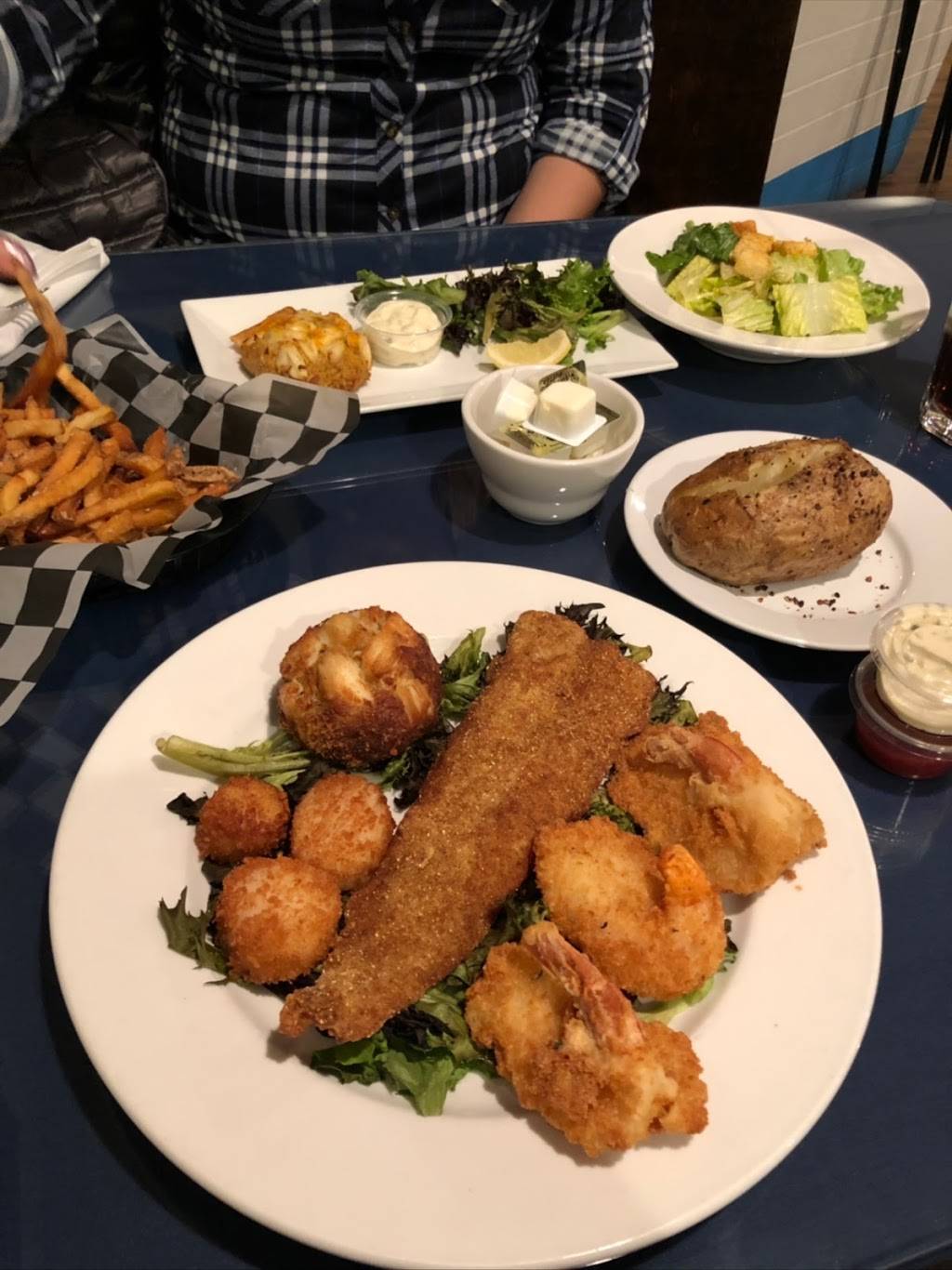 Big Jims Seafood House | restaurant | 2252 Industrial Hwy, York, PA 17402, USA | 7178945985 OR +1 717-894-5985