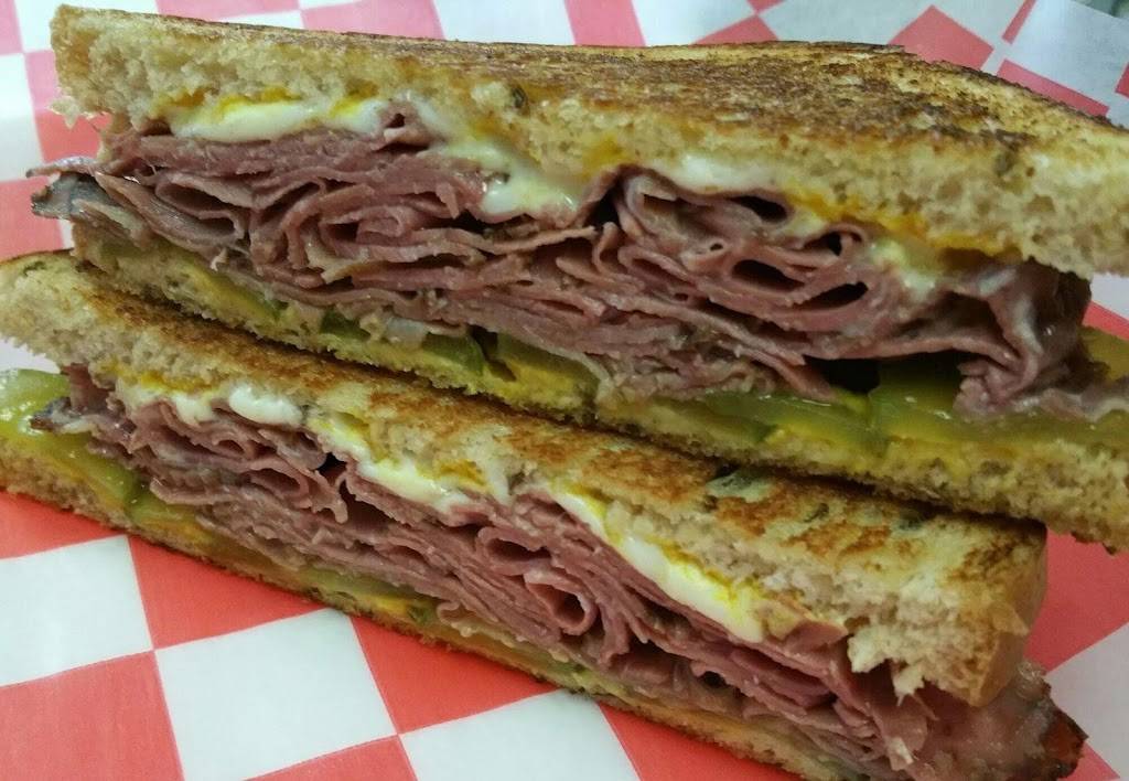 Short Cakes | restaurant | 15 Broward Ave, LaBelle, FL 33935, USA | 8636757575 OR +1 863-675-7575