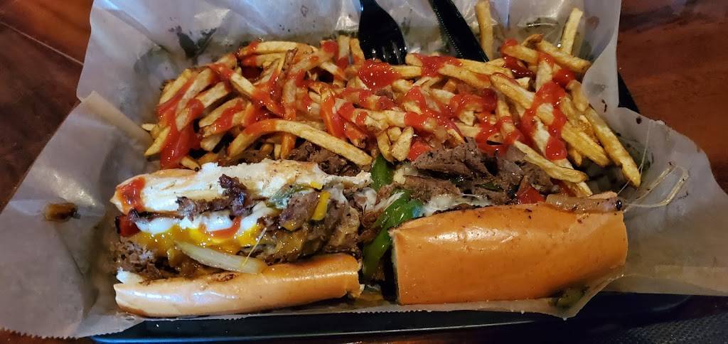 Hole In The Wall | restaurant | 12055 SW 117th Ave, Miami, FL 33186, USA | 3052357005 OR +1 305-235-7005