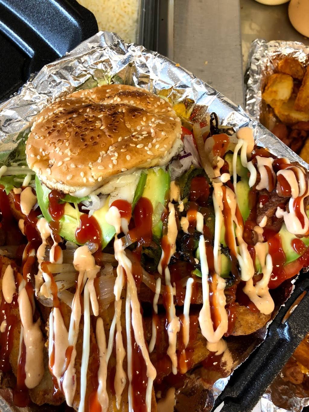 Wichos burger | restaurant | Detroit, MI 48209, USA | 3137668082 OR +1 313-766-8082