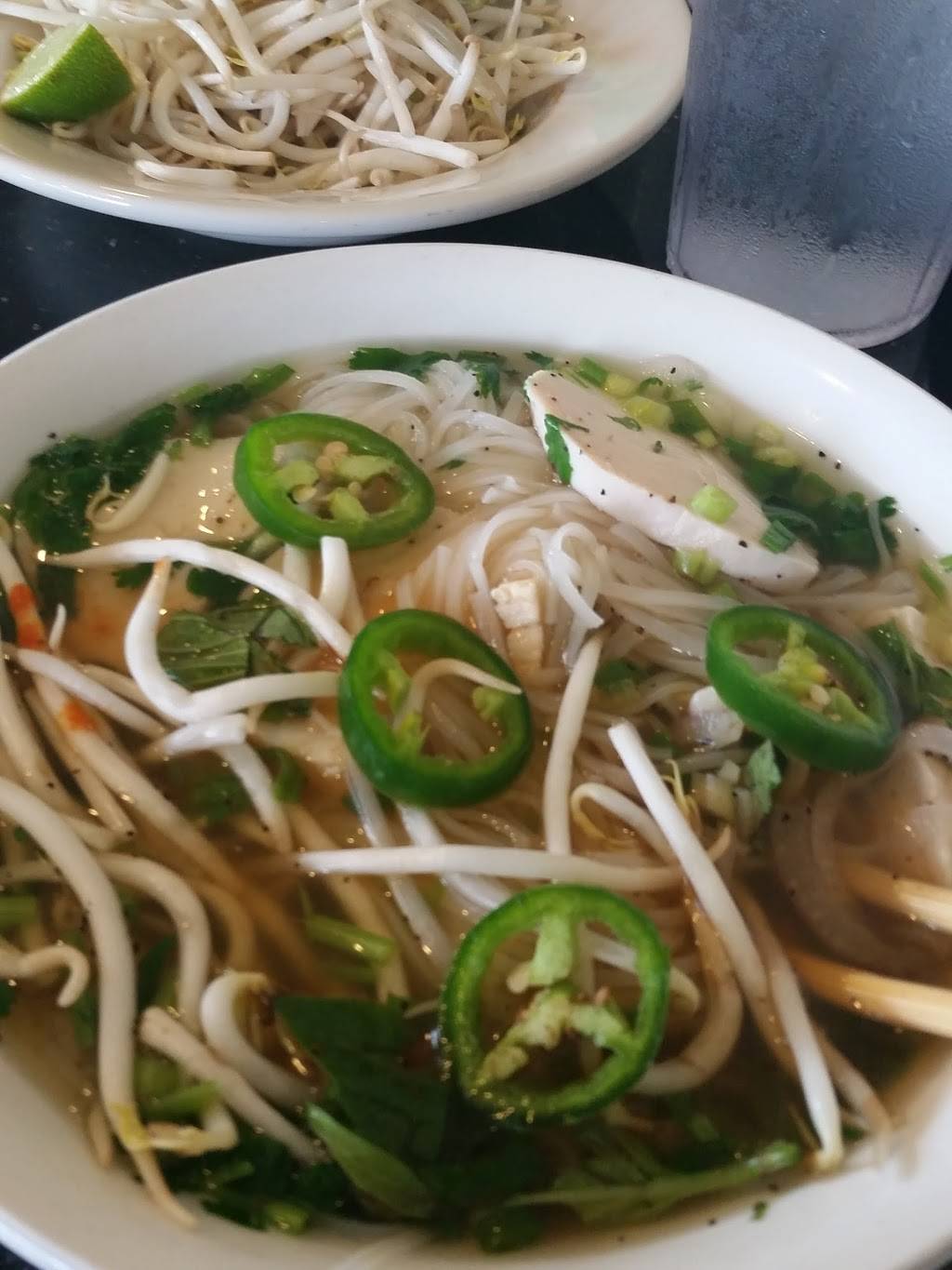 Pho Saigon Noodle Soup & Grill | restaurant | 2655 Bill Owens Pkwy, Longview, TX 75604, USA | 9032911459 OR +1 903-291-1459