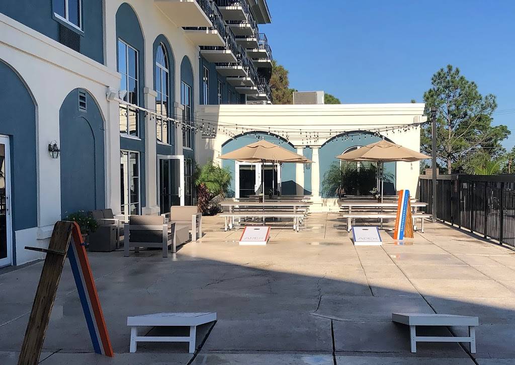 Apex at Seven | restaurant | 150 Midway Dr, Sebring, FL 33870, USA | 8887383601 OR +1 888-738-3601