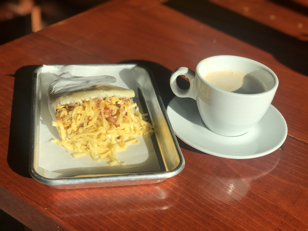 Arepa World Food And Drink | restaurant | 12226 Corporate Blvd Suite 118, Orlando, FL 32817, USA | 4078660746 OR +1 407-866-0746