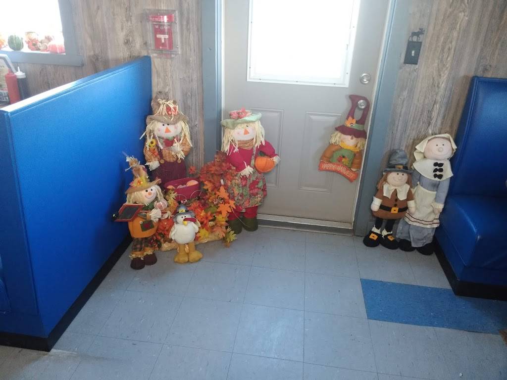 Foxy Roxys | restaurant | 124 Market St, Potsdam, NY 13676, USA | 3152680109 OR +1 315-268-0109