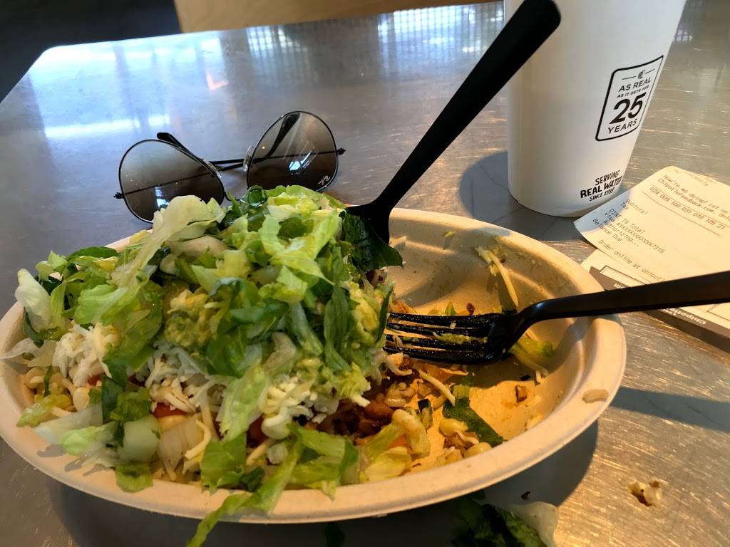 Chipotle Mexican Grill | restaurant | 369 S Winchester Blvd, San Jose, CA 95128, USA | 4082132935 OR +1 408-213-2935