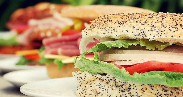 Lees Deli | meal takeaway | 4200 Bohannon Dr, Menlo Park, CA 94025, USA | 6503224200 OR +1 650-322-4200