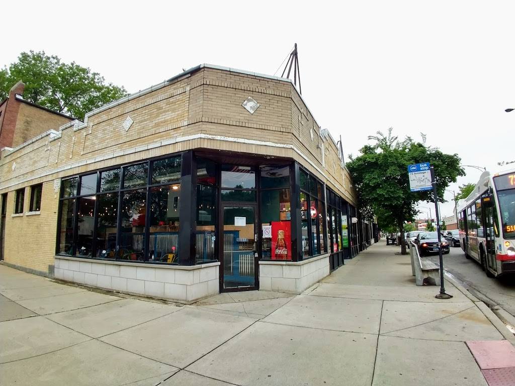 Doggone’s | restaurant | 3301 W Armitage Ave, Chicago, IL 60647, USA | 7739047713 OR +1 773-904-7713