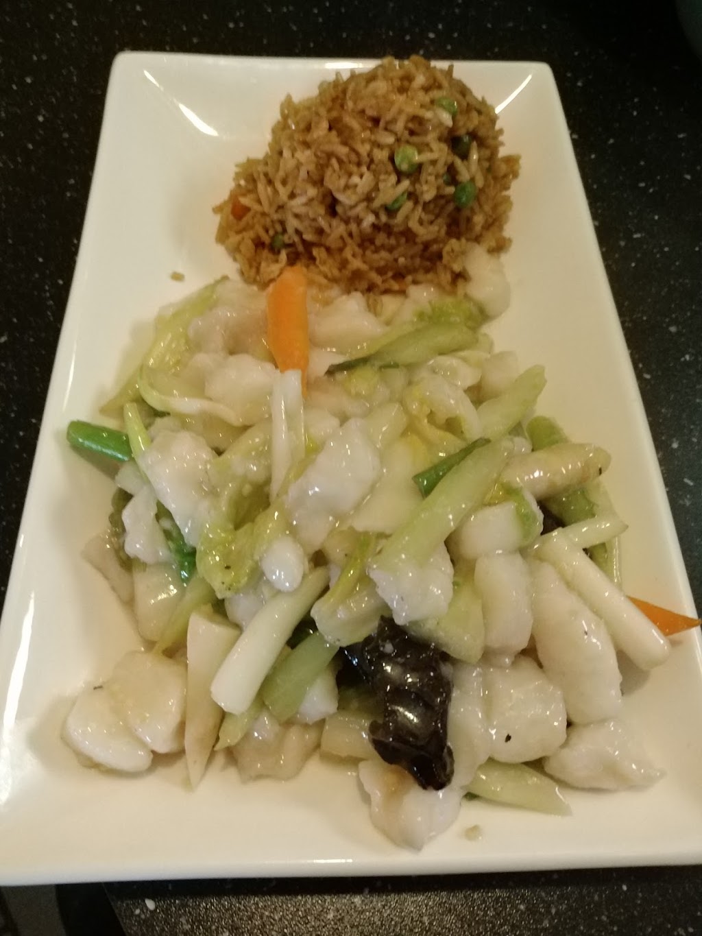 Yangs Kitchen 杨家小馆 | restaurant | 6920 Coal Creek Pkwy SE #10, Newcastle, WA 98059, USA | 4257462230 OR +1 425-746-2230