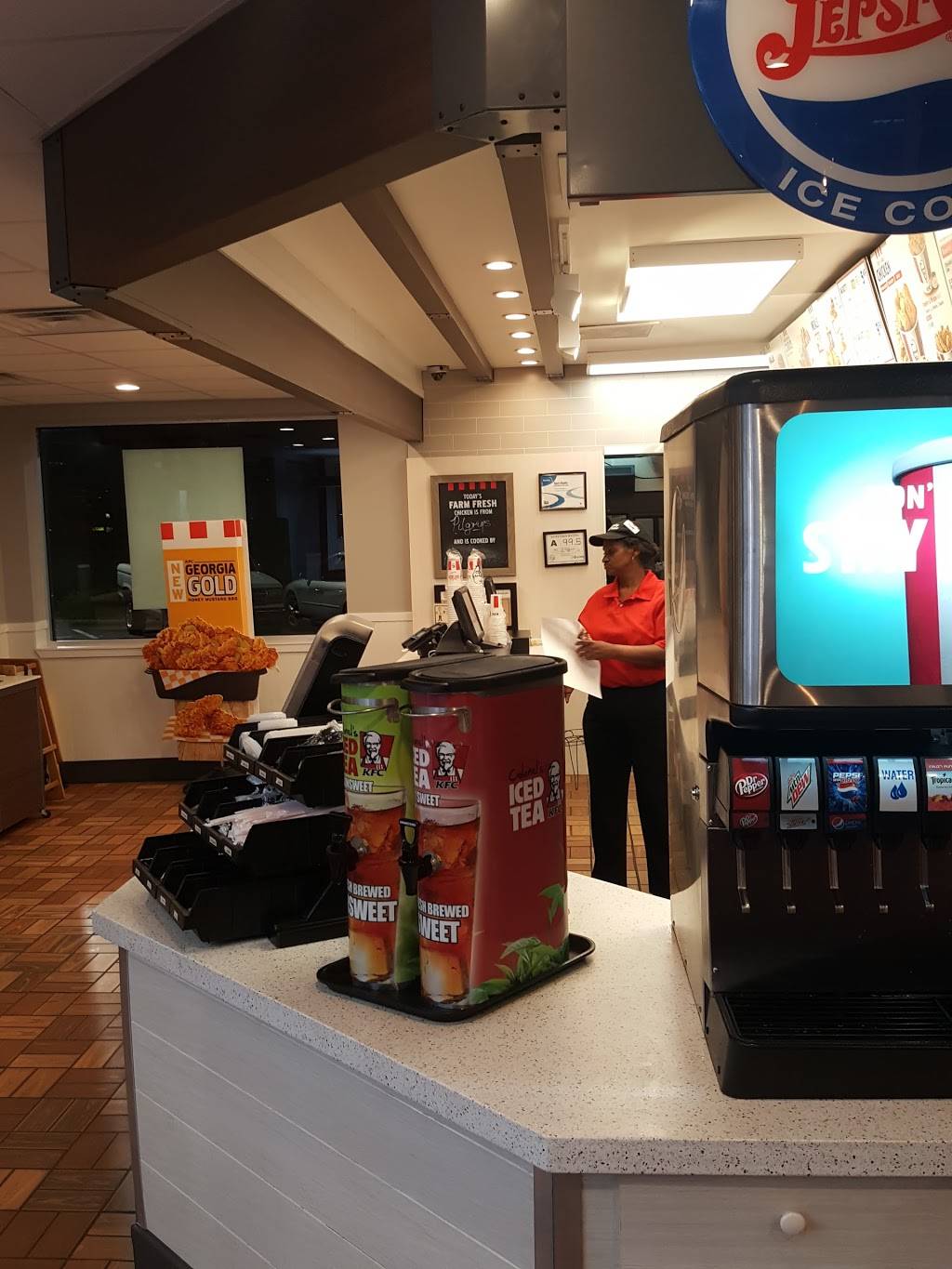 KFC | restaurant | 1230 Yadkinville Rd, Mocksville, NC 27028, USA | 3367533000 OR +1 336-753-3000