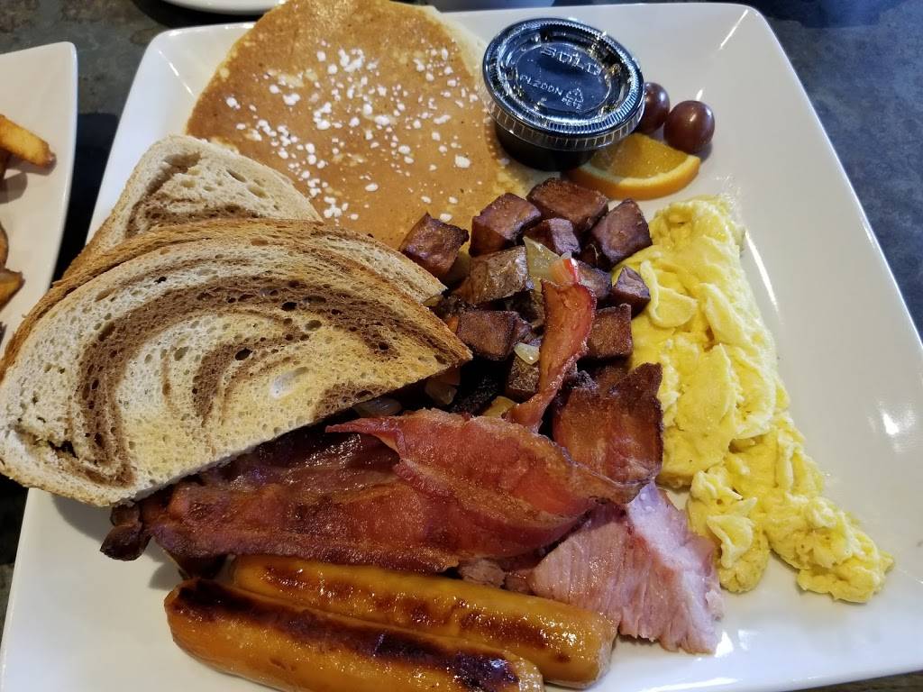 Connors Irish Pub | restaurant | 2401 St Joseph Blvd, Orléans, ON K1C 1E9, Canada | 6138375050 OR +1 613-837-5050