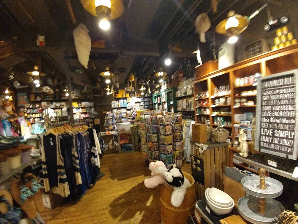Cracker Barrel Old Country Store | restaurant | 7720 Main St Ste 19, Fogelsville, PA 18051, USA | 6104810055 OR +1 610-481-0055