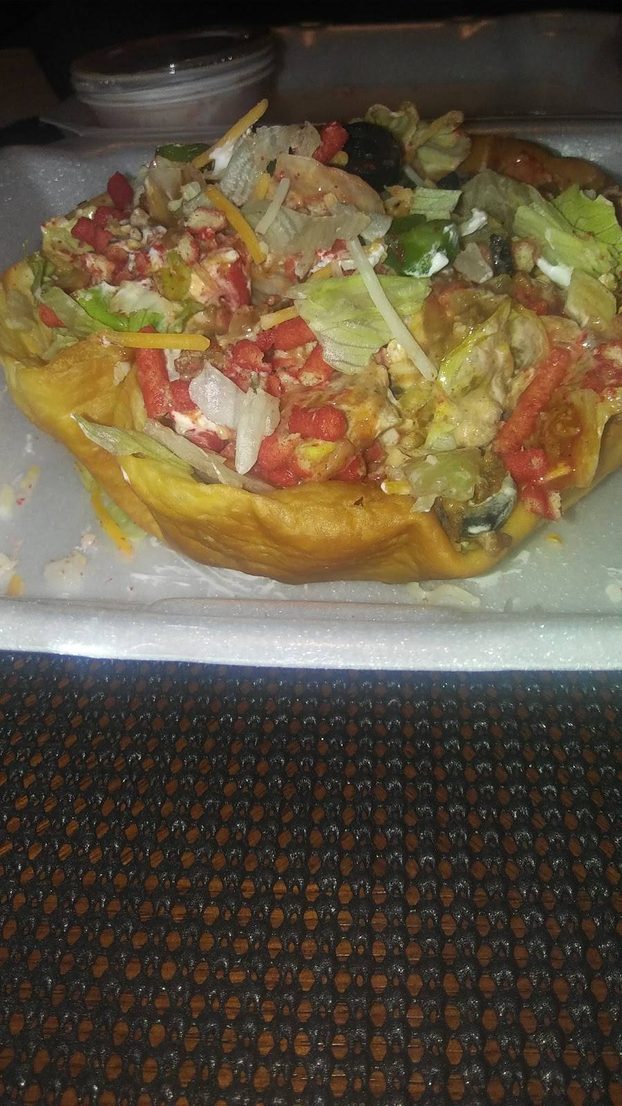 Pizza King | restaurant | 416 E Main St, Camden, IN 46917, USA | 5746862777 OR +1 574-686-2777