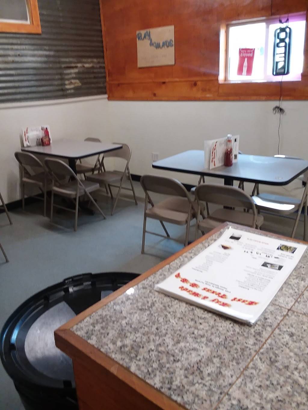 Ray & Wade East Texas BBQ | restaurant | 610 South Georgia Street, PO 171, Troup, TX 75789, USA | 9038422141 OR +1 903-842-2141