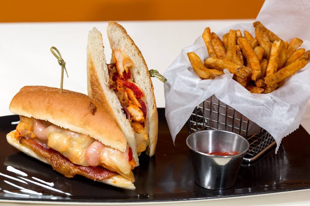 Esquina Latina Restaurant & Lounge | restaurant | 25 Liberty St, New Brunswick, NJ 08901, USA | 7325431630 OR +1 732-543-1630