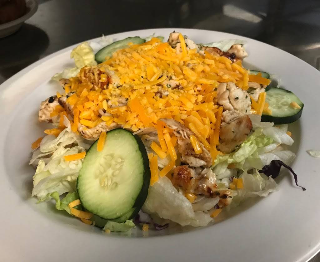 Point Cafe | restaurant | 2370 Rhomberg Ave, Dubuque, IA 52001, USA | 5635136328 OR +1 563-513-6328