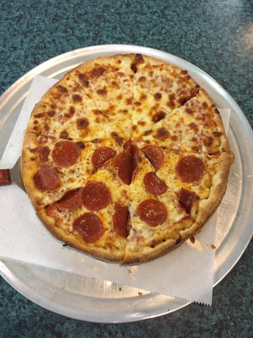 Holyoke Pizza | restaurant | 213 South St, Holyoke, MA 01040, USA | 4135322555 OR +1 413-532-2555