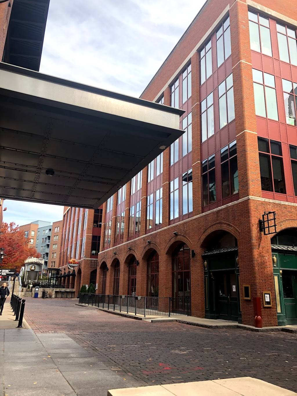 Starbucks | cafe | 339 N Front St, Columbus, OH 43215, USA | 6142466400 OR +1 614-246-6400