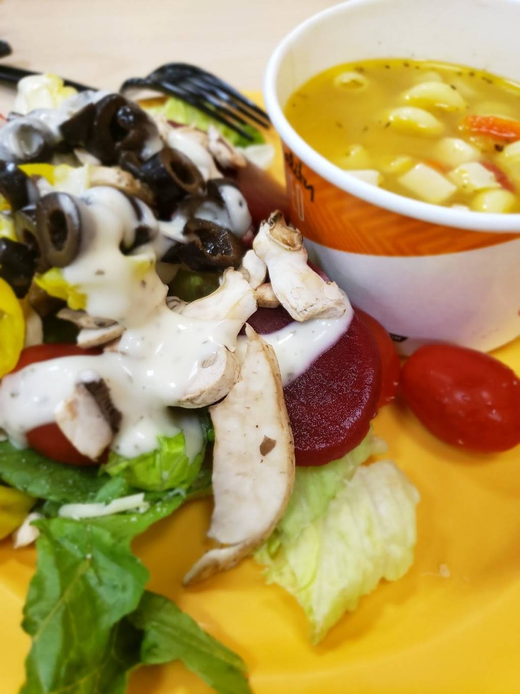 Cicis | restaurant | 726 W Pioneer Pkwy, Grand Prairie, TX 75051, USA | 9726427774 OR +1 972-642-7774