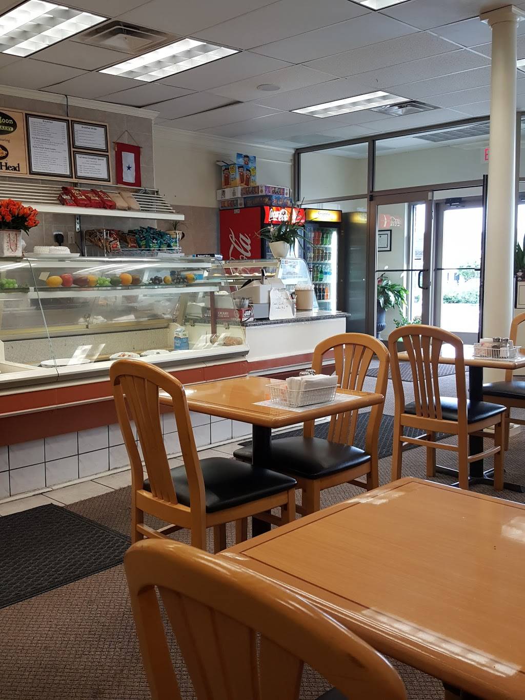 Full Moon Cafe | restaurant | 3549 Electric Rd, Roanoke, VA 24018, USA | 5407251508 OR +1 540-725-1508