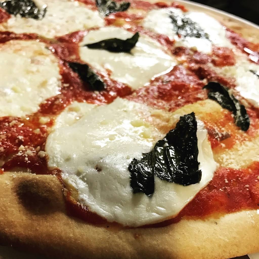 Carmines Pizzeria West Chester | restaurant | 947 Paoli Pike, West Chester, PA 19380, USA | 6104366009 OR +1 610-436-6009