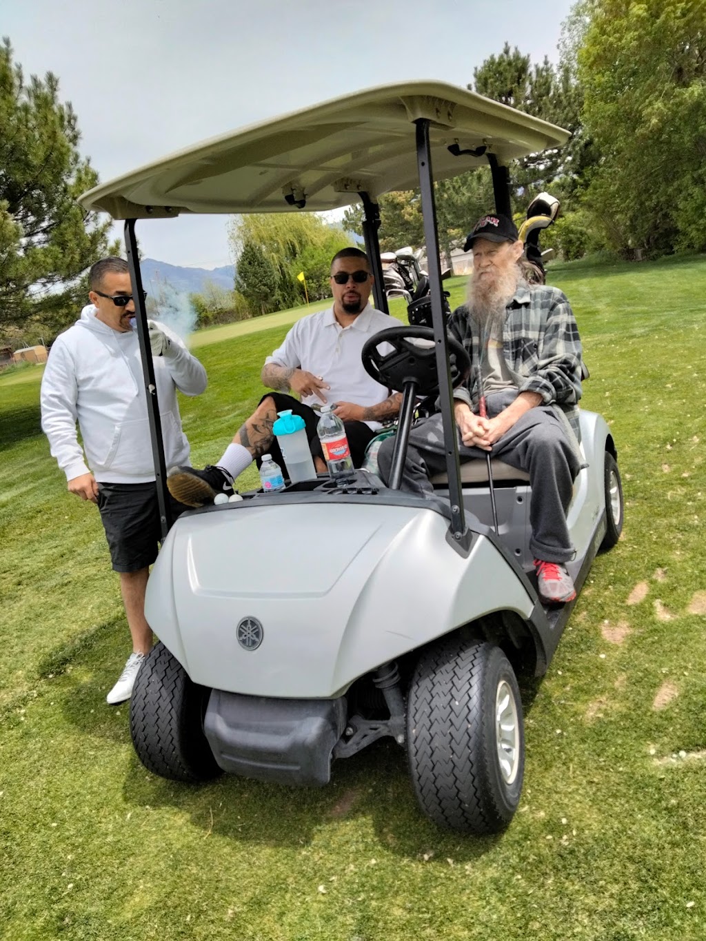 Fore Lakes Golf Course | restaurant | 1285 W 4700 S, Taylorsville, UT 84123, USA | 8012668621 OR +1 801-266-8621