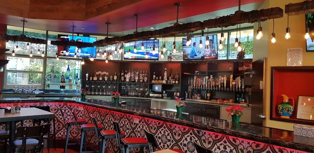 La Carreta Mexican Cuisine & Cantina | restaurant | 41653 Margarita Rd #104, Temecula, CA 92591, USA | 9513834560 OR +1 951-383-4560