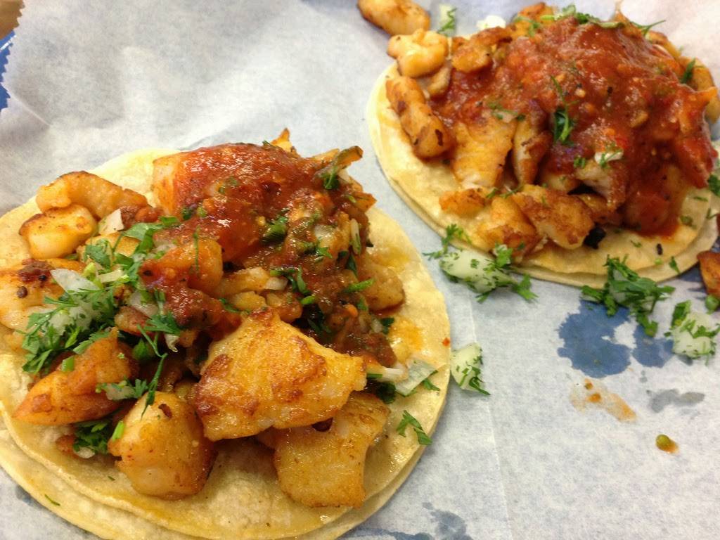 Mercado & Taqueria De Amigos | restaurant | 1999 Pescadero Creek Rd, Pescadero, CA 94060, USA | 6508790232 OR +1 650-879-0232