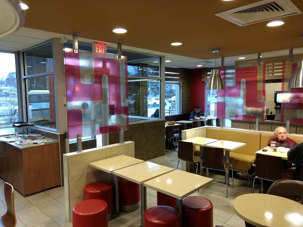 McDonalds | cafe | 4333 Bloor St W, Etobicoke, ON M9C 2A5, Canada | 4166222046 OR +1 416-622-2046