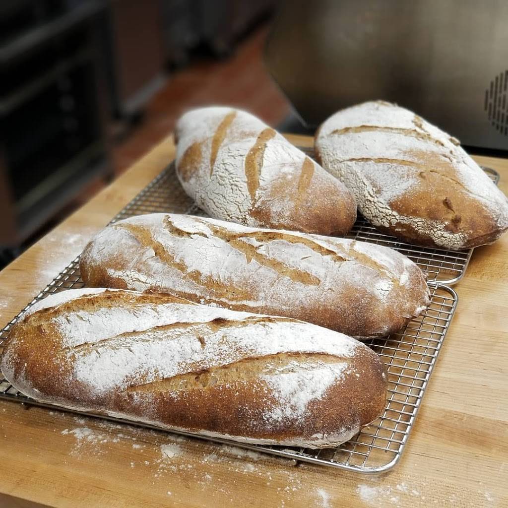 Le Sud | restaurant | 2301 W Roscoe St, Chicago, IL 60618, USA | 7738571985 OR +1 773-857-1985