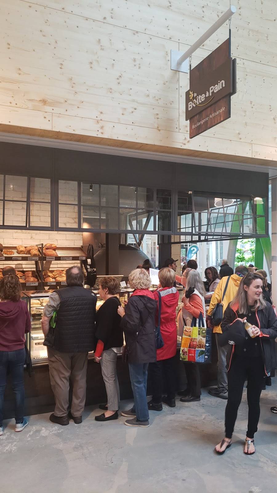 La Boîte à Pain | restaurant | 138 Boulevard Wilfrid-Hamel, Québec, QC G1L 4W7, Canada | 4186922517 OR +1 418-692-2517